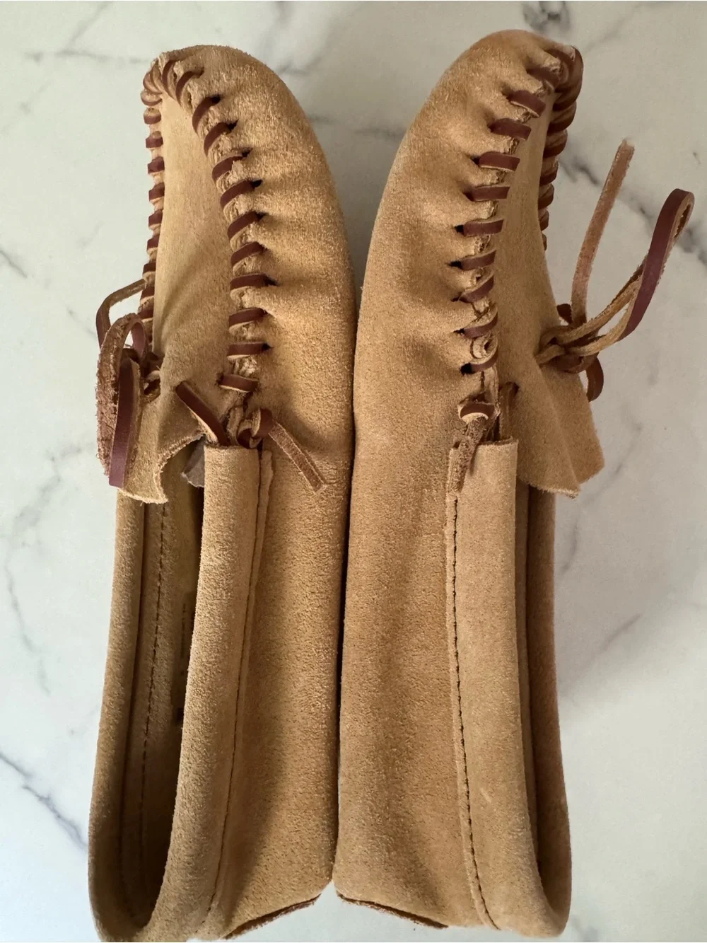 Minnetonka Men’s Softsole Laced Moccasins Tan • Size 8 New Without Box